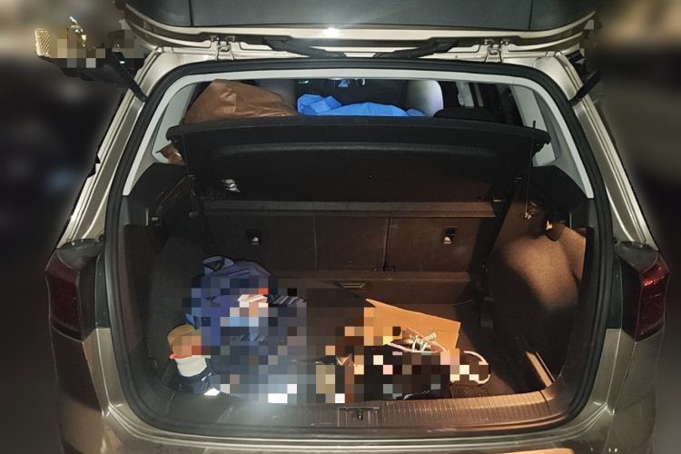 Used Volkswagen Golf Sportsvan 2016 230TSI Automatic Trend Edition Trunk