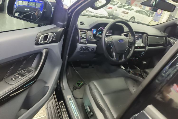 Used Ford Everest 2016 2.0T Gasoline Automatic 4x4 Flagship Edition Driver Seat