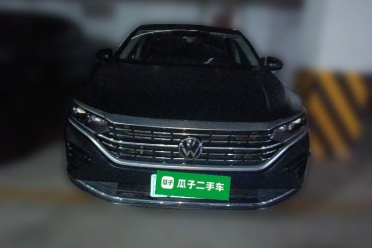 Used Volkswagen Passat 2022 330TSI Luxury Edition Front