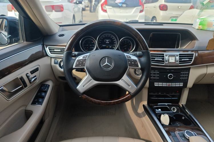 Used Mercedes-Benz E-Class 2015 Facelift E 200 L