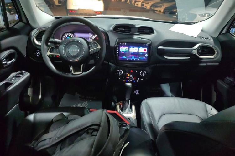 Used Jeep Renegade 2018 Connected Large Screen Version 180T Automatic Smart Version