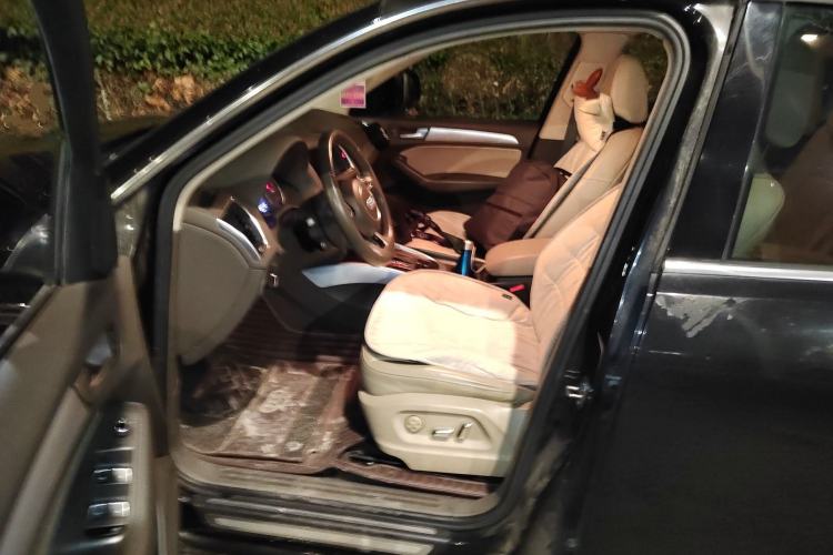 Used Audi Q5 2013 40 TFSI Technology Edition Left Front Seat