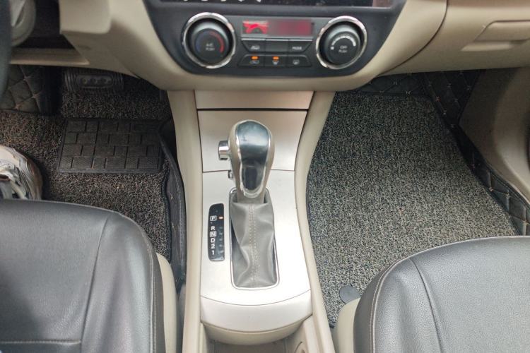 Used Dongfeng Aeolus A60 2014 1.6L Automatic Luxury Model
