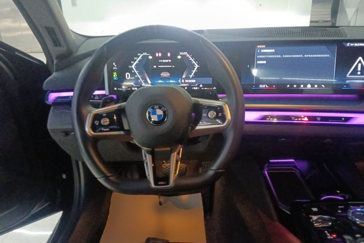 Used BMW 5 Series 2025 530Li Luxury Edition M Sport Package
