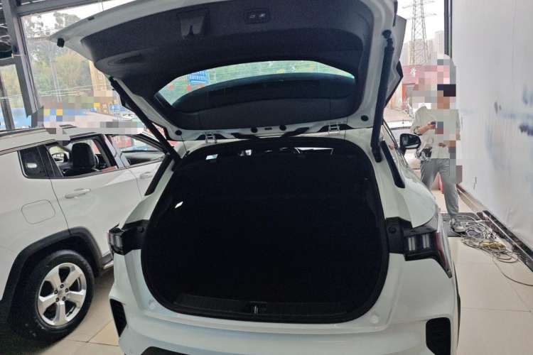 Used Lynk & Co 06 2023 Remix 1.5T JinPro
