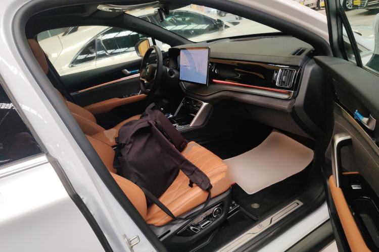 Used BYD Tang New Energy 2023 DM-i Champion Edition 112KM Prestige Model Right Front Seat