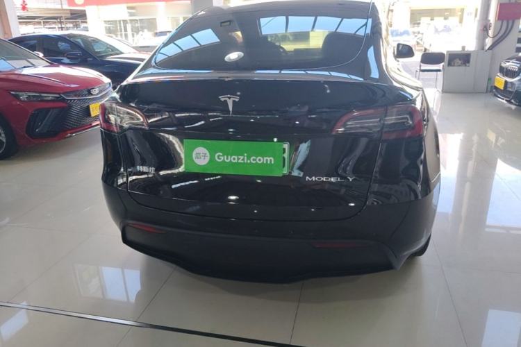 Used Tesla Model Y 2023 Rear-Wheel-Drive Version