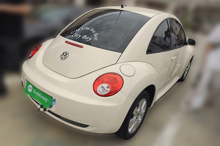 Used Volkswagen Beetle 2010 1.6 AT