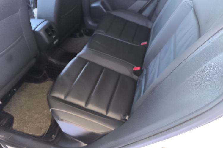 Used Volkswagen T-ROC 2018 280TSI DSG Two-Wheel-Drive Comfort Version China V Standard