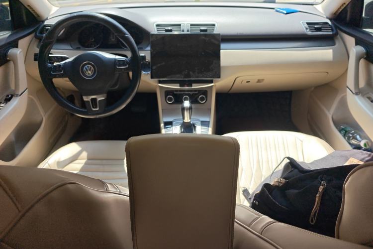 Used Volkswagen Magotan 2012 Revised Version 1.8TSI Leading Edition
