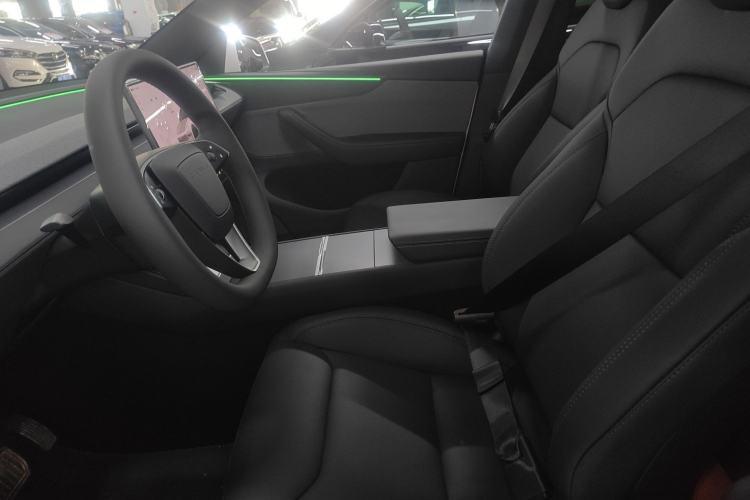 Used Tesla Model Y 2026 Rear-Drive Model