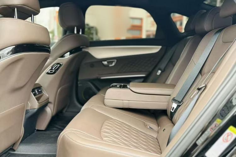 Used BYD Han 2023 DM-i Champion Edition 121KM Prestige Model