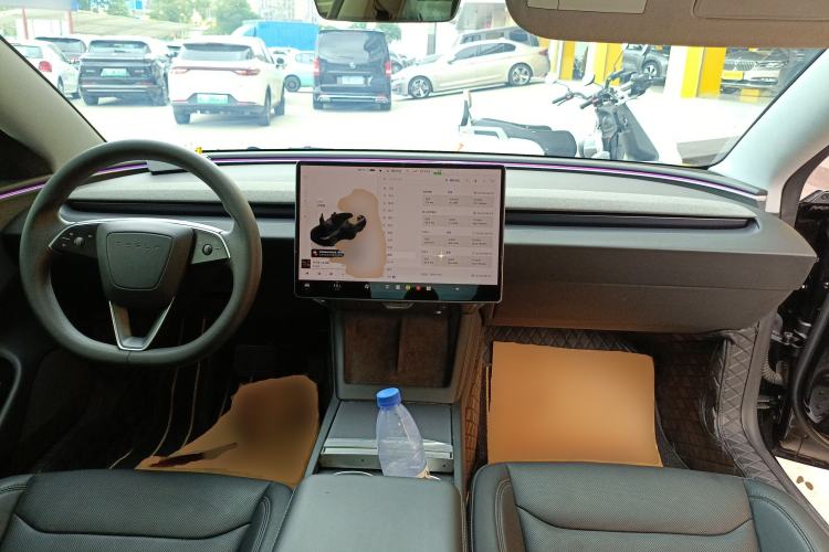 Used Tesla Model 3 2023 Rear-Wheel-Drive Version
