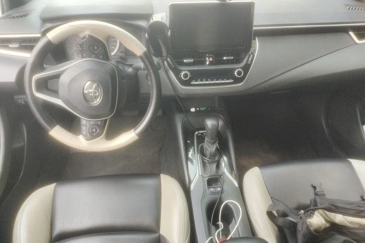 Used Toyota Levin 2019 185T CVT Luxury Edition China VI Standard Center Console