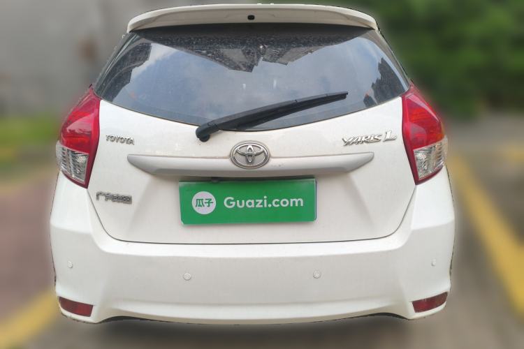Used Toyota YARiS L Zhi Xuan 2015 1.5E Automatic Charm Edition