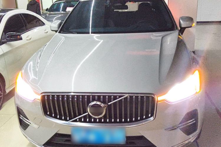 Used Volvo XC60 2022 B5 4x4 Zhiyi Luxury Edition
