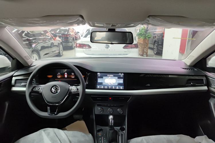 Used Volkswagen Lavida 2022 280TSI DSG Comfort Edition Center Console