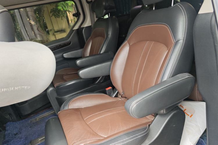 Used SAIC MAXUS G10 2016 2.0T Automatic Executive Edition
