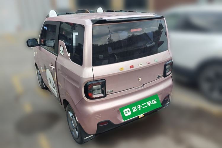 Used Geely Galaxy Panda 2023 Panda Mini 200km Endurance Bear
