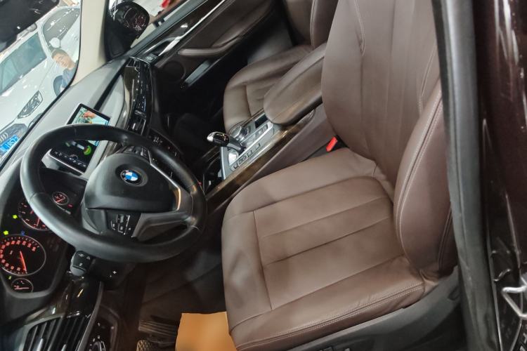 Used BMW X5 2017 xDrive28i
