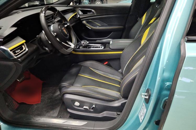 Used Hongqi H6 2023 2.0T ZhiZhen Edition