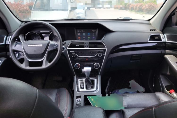 Used Leopaard CS10 2017 1.5T CVT Elite Model Center Console