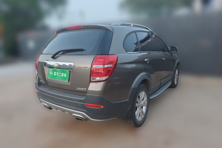 Used Chevrolet Captiva 2015 2.4L 4x4 Flagship Edition 7-Seater Rear Right 45 Deg