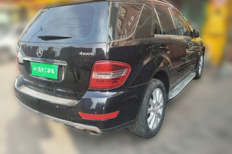 Used Mercedes-Benz M-Class 2010 ML 350 4MATIC Luxury Model Rear Right 45 Deg