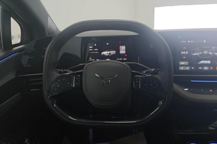 Used Hongqi EH7 2024 690 Pro
