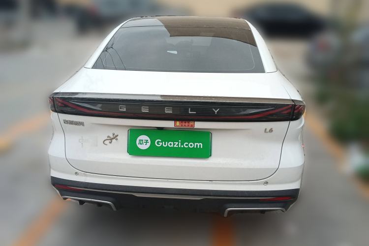 Used Geely Galaxy L6 2023 125km Starship