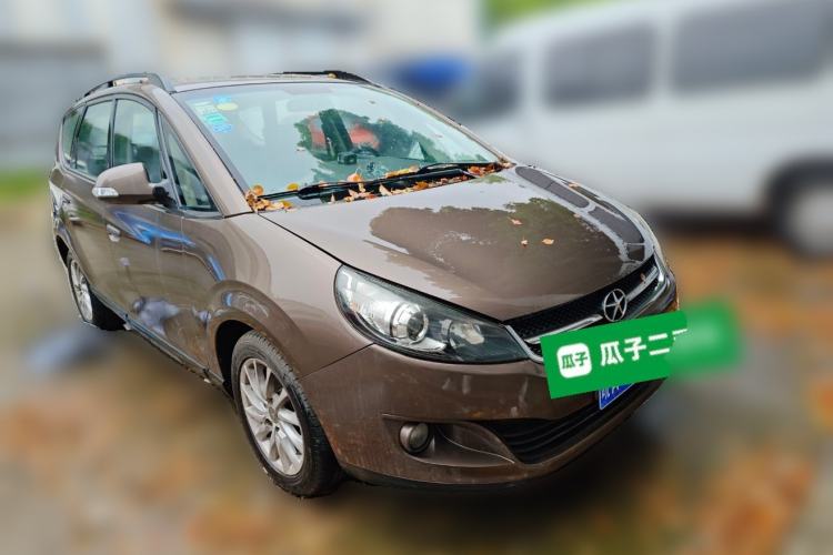 Used JAC Group Refine M2 2013 1.8L Manual Luxury 5-Seater Front Right 45 Deg