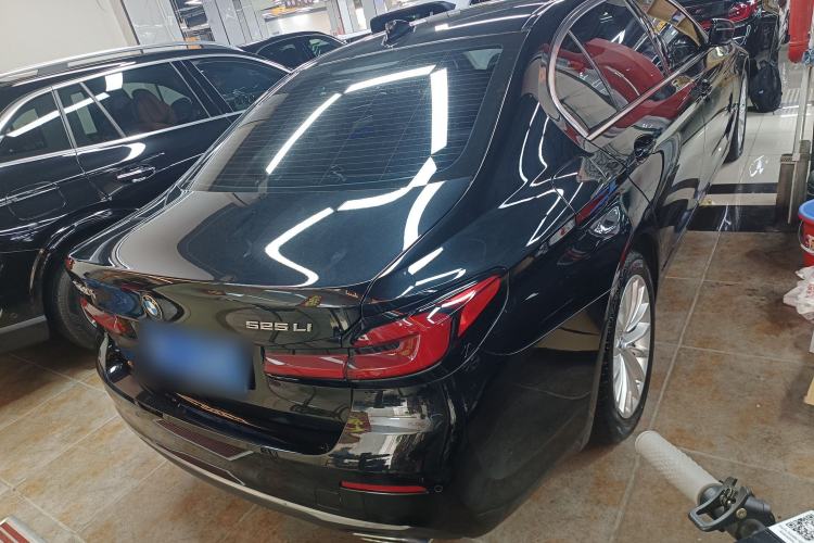 Used BMW 5 Series 2021 525Li Luxury Package