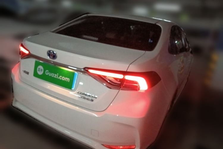 Used Toyota Corolla 2021 Dual-Motor 1.8L E-CVT Elite Edition
