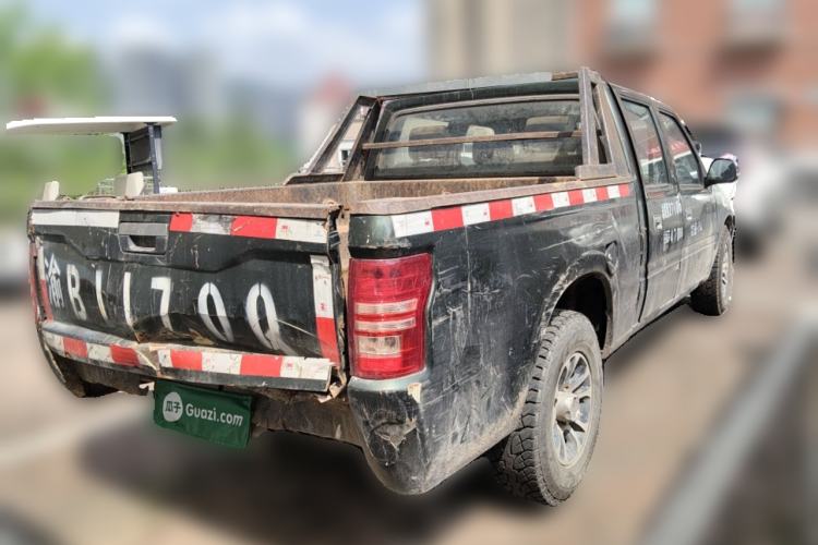 Used Isuzu Pickup 2015 2.8T Four-Wheel Drive 4JB1CT Rear Right 45 Deg