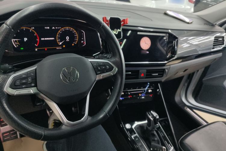 Used Volkswagen Tayron X 2020 330TSI Two-Wheel Drive Luxury Smart Connectivity Version
