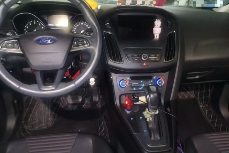 Used Ford Focus 2018 Hatchback Classic EcoBoost 180 Automatic Elite Model
