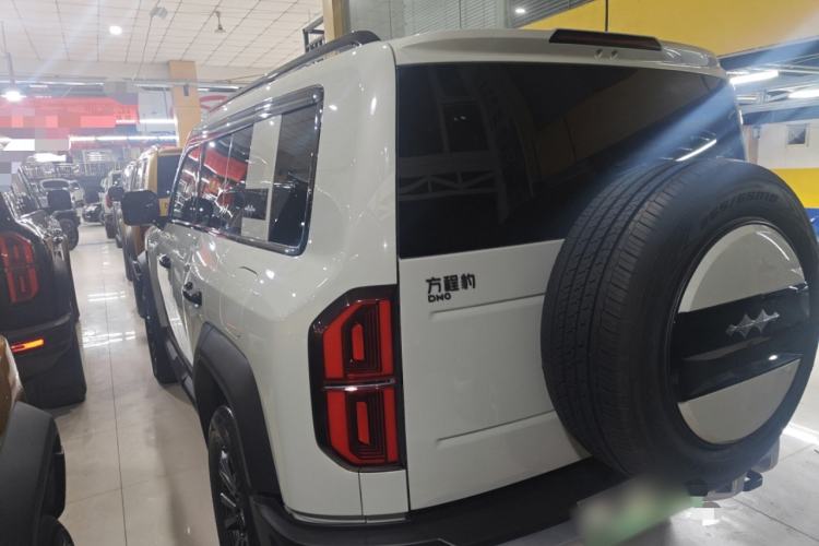 Used Formula Leopard Leopard 5 2023 Navigator Edition