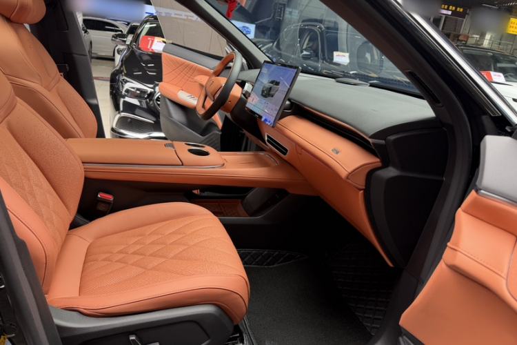 Used Deepal S07 2023 200Max Range-Extended Version Interior 8