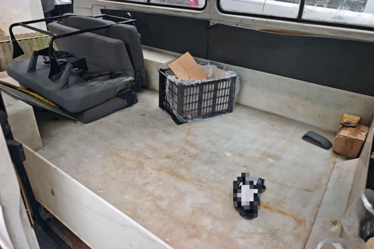 Used Jinbei Hiace 2011 2.0L 5th Generation Kuaiyunwang Luxury Version 4G20B