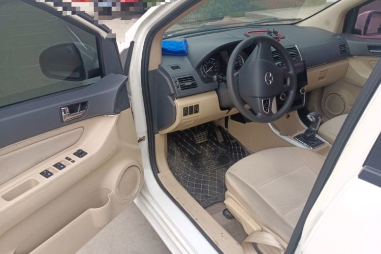 Used BAIC Senova D20 2015 Hatchback 1.5L Automatic Joyful Edition
