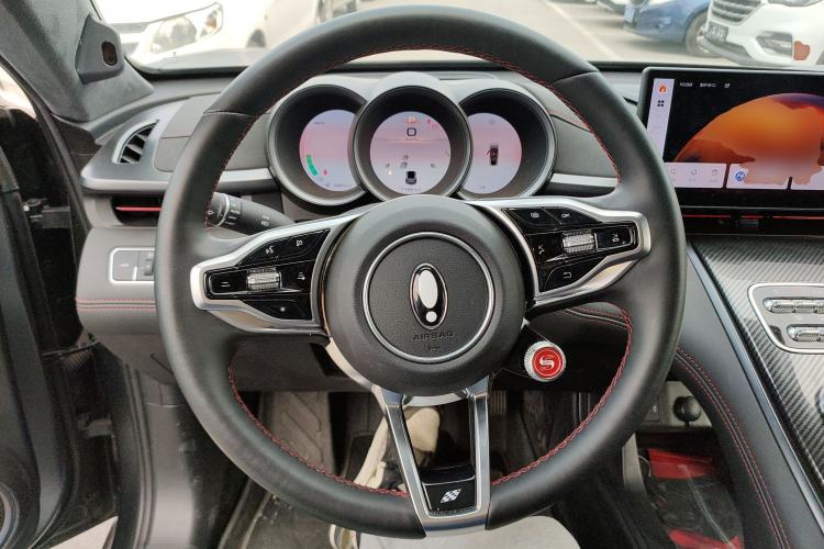 Used ORA Lightning Cat 2024 Dark Night Edition 600 km All-Wheel-Drive High-Performance Version
