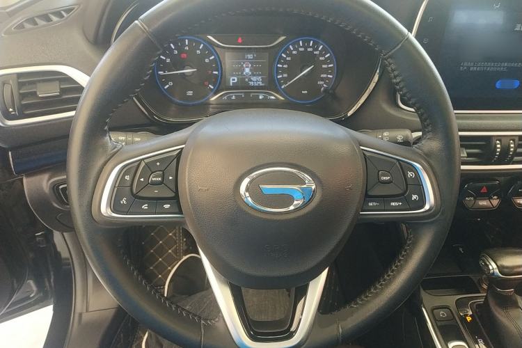 Used GAC Trumpchi GS4 2018 235T Automatic Two-Wheel Drive Luxury Smart Connectivity Millionth Anniversary Edition Steering Wheel