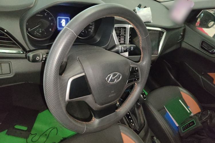 Used Hyundai Verna RV 2017 1.4L Automatic Sport Version National Emission Standard V
