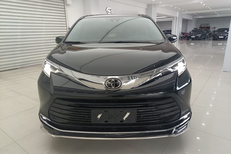 Used Toyota Sienna 2024 2.5L Hybrid Comfort Edition