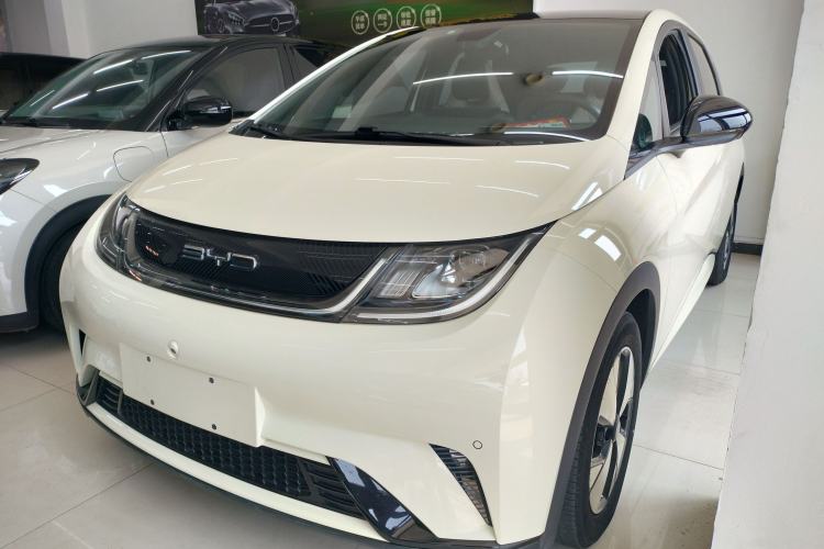Used BYD Dolphin 2023 420 km Fashion Edition
