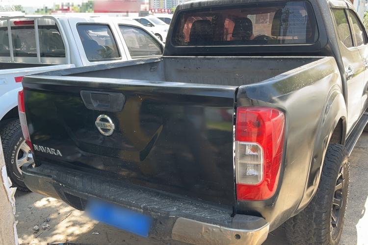 Used Nissan Navara 2017 2.5L Automatic 4x4 Luxury Edition QR25
