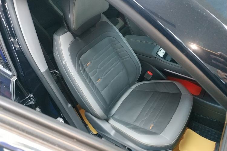 Used Ford Edge 2023 Ford Explorer L 2.0T EcoBoost Four-Wheel Drive 7-Seater Supreme Model