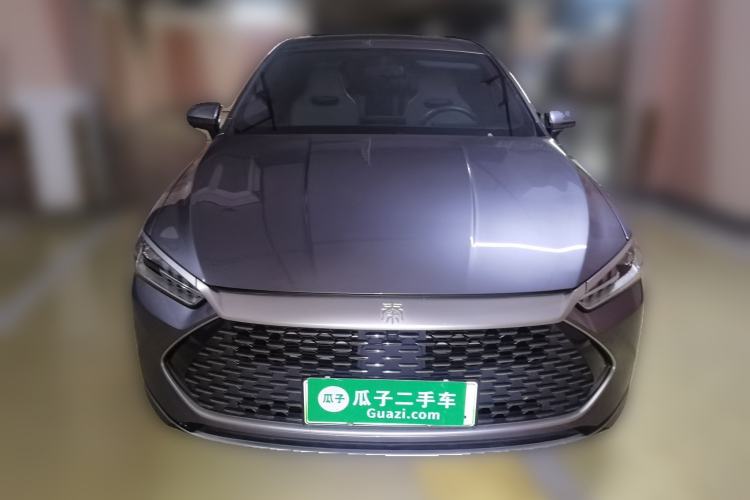 Used BYD Qin PLUS 2024 HONOR Edition DM-i 55KM Beyond Model
