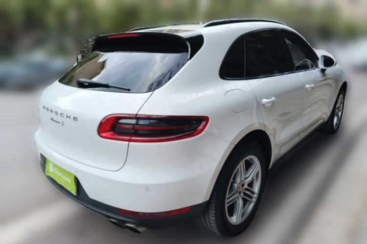 Used Porsche Macan 2014 Macan S 3.0T Rear Right 45 Deg