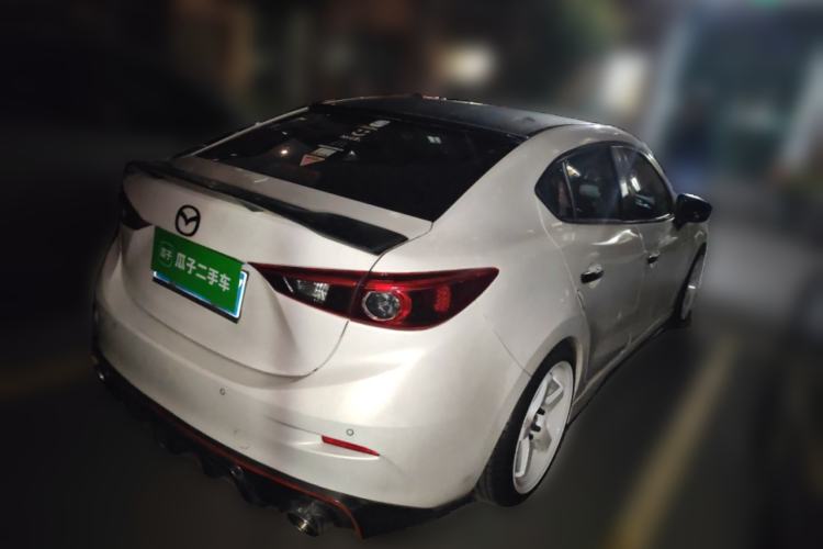 Used Mazda 3 Axela 2014 Sedan 2.0L Automatic Sport Model
